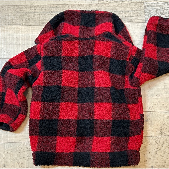 ROOTS Plaid Sherpa Jacket red black sz S (oversized) - Picture 3 of 7